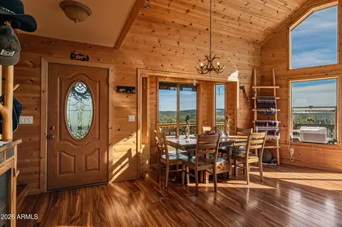 Dining - 3119 N Kysar Way N, Pine, AZ 85544 photo 1 of 3