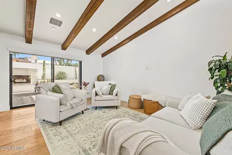 Living - 9619 N 33rd St, Phoenix, AZ 85028 photo 2 of 3