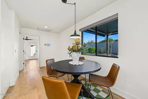 Dining - 9619 N 33rd St, Phoenix, AZ 85028 photo 2 of 2