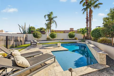 Exterior - 9619 N 33rd St, Phoenix, AZ 85028 photo 8 of 10