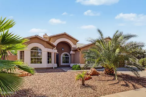 Exterior - 1272 N Jackson St, Gilbert, AZ 85233 photo 3 of 9