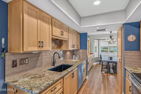 Kitchen - 1102 E Rosemonte Dr, Phoenix, AZ 85024 photo 1 of 4