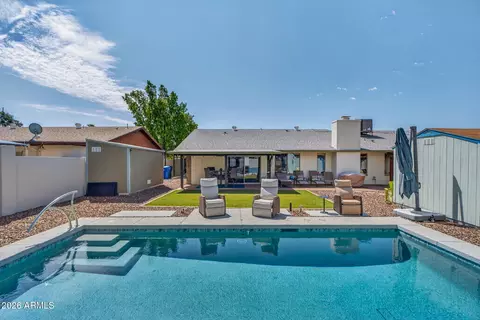 Exterior - 1102 E Rosemonte Dr, Phoenix, AZ 85024 photo 8 of 16