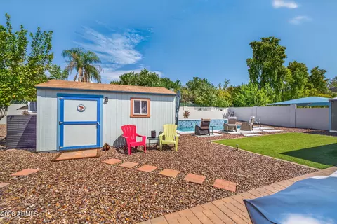 Exterior - 1102 E Rosemonte Dr, Phoenix, AZ 85024 photo 13 of 16