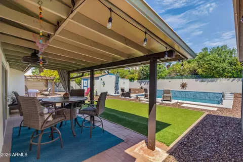 Exterior - 1102 E Rosemonte Dr, Phoenix, AZ 85024 photo 7 of 16