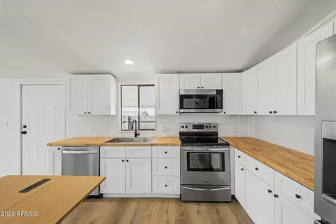 7704 E Glade Ave, Mesa, AZ 85209 photo 4
