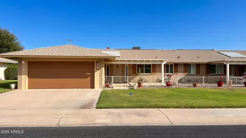 10413 W Prairie Hills Cir, Sun City, AZ 85351