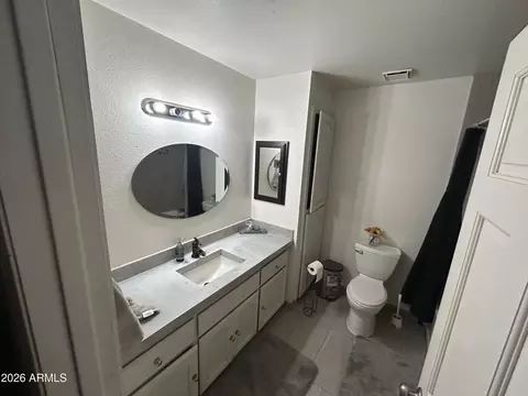 Bath - 2538 E Walnut Ct, Gilbert, AZ 85298 photo 3 of 3