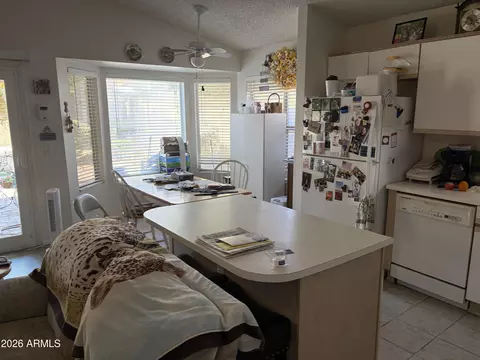 3520 E Wickieup Ln #SHARP, Phoenix, AZ 85050 photo 4