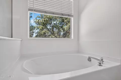 Bath - 3320 Elgin St, Gilbert, AZ 85295 photo 5 of 5