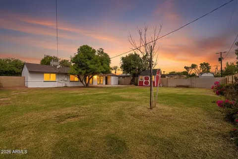 Exterior - 7613 N 17th Ave, Phoenix, AZ 85021 photo 1 of 1