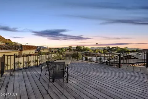 Exterior - 2221 E Nicolet Ave, Phoenix, AZ 85020 photo 8 of 10