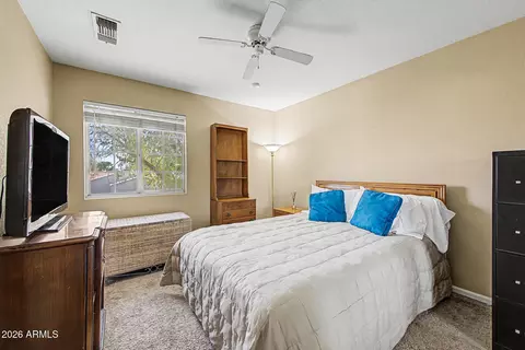 Bedroom - 1522 E Beacon Dr, Gilbert, AZ 85234 photo 2 of 3