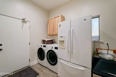Other - 224 E Whiteley St, Apache Junction, AZ 85119 photo 6 of 11