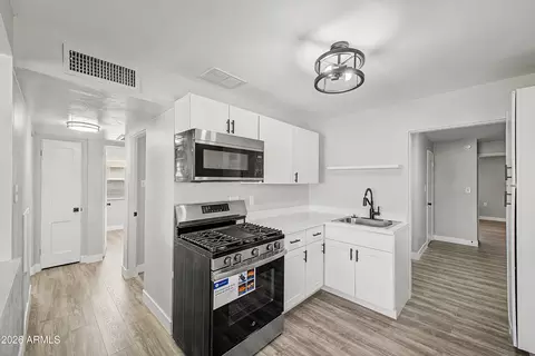 Kitchen - 6722 N 24th Dr, Phoenix, AZ 85015 photo 1 of 1