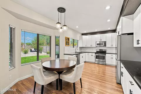 Kitchen - 4640 E Chisum Trl, Phoenix, AZ 85050 photo 1 of 6