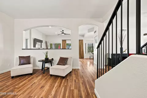 Entry Way - 4640 E Chisum Trl, Phoenix, AZ 85050 photo 2 of 6