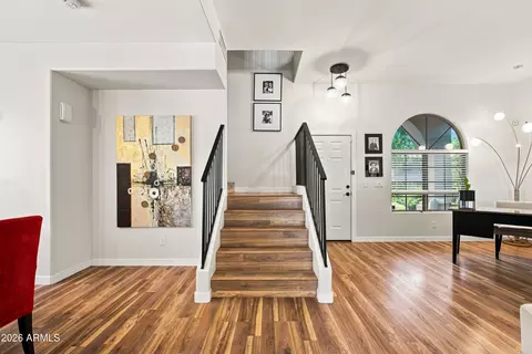 Entry Way - 4640 E Chisum Trl, Phoenix, AZ 85050 photo 3 of 6