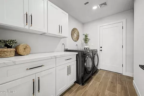 Other - 2822 E Cortez St, Phoenix, AZ 85028 photo 9 of 11
