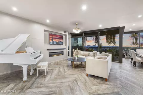 7120 E Kierland Blvd #915, Scottsdale, AZ 85254