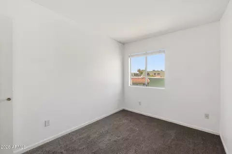 Bedroom - 10229 N 8th St #B, Phoenix, AZ 85020 photo 4 of 5