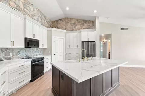 Kitchen - 11223 E Ramona Ave, Mesa, AZ 85212 photo 2 of 5