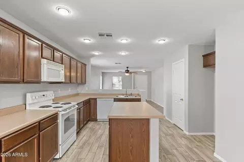 Kitchen - 3742 E Jasper Dr, Gilbert, AZ 85296 photo 4 of 4
