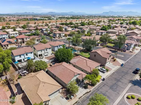 View/Area - 3742 E Jasper Dr, Gilbert, AZ 85296 photo 4 of 5