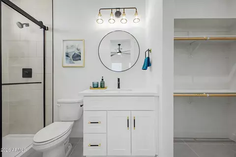 Bath - 258 E Franklin Ave, Mesa, AZ 85210 photo 6 of 6
