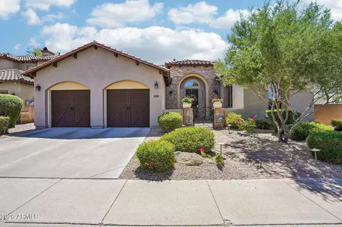 Exterior - 3969 E Navigator Ln, Phoenix, AZ 85050 photo 2 of 5