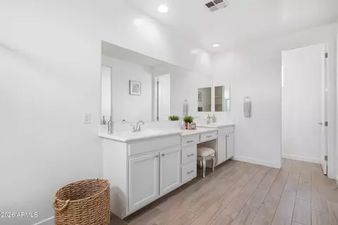 Entry Way - 9513 E Talon Ave, Mesa, AZ 85212 photo 3 of 4