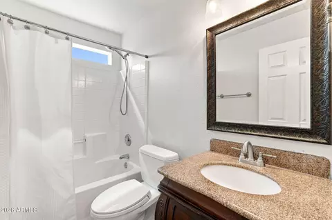 Bath - 1143 E Baylor Ln, Gilbert, AZ 85296 photo 4 of 4