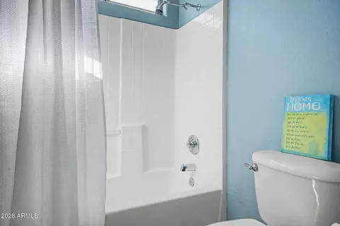 Bath - 3265 E Aris Dr, Gilbert, AZ 85298 photo 6 of 8