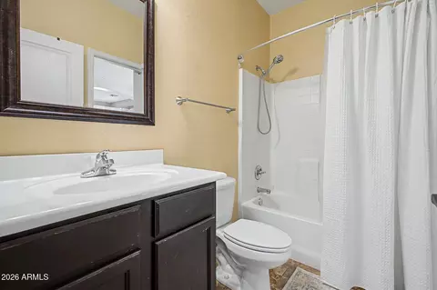 Bath - 3265 E Aris Dr, Gilbert, AZ 85298 photo 2 of 8