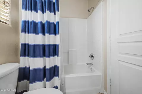 Bath - 3265 E Aris Dr, Gilbert, AZ 85298 photo 7 of 8