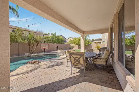 Exterior - 3265 E Aris Dr, Gilbert, AZ 85298 photo 7 of 16