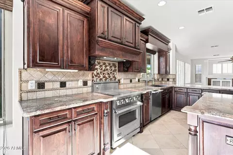 Kitchen - 3448 E Lowell Ave, Gilbert, AZ 85297 photo 7 of 9