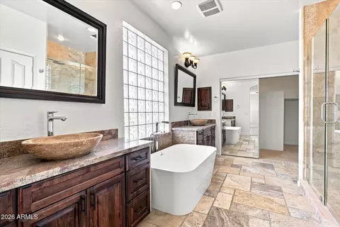 Bath - 3448 E Lowell Ave, Gilbert, AZ 85297 photo 3 of 8