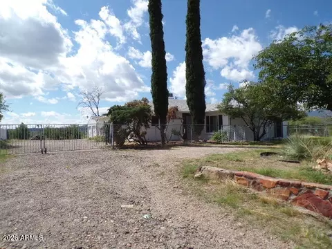 Exterior - 564 E Noble Dr, Globe, AZ 85501 photo 1 of 6