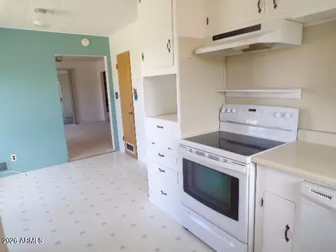 Kitchen - 564 E Noble Dr, Globe, AZ 85501 photo 3 of 3