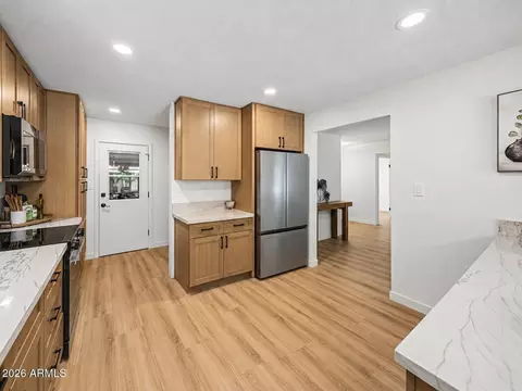 Kitchen - 2602 E Larkspur Dr, Phoenix, AZ 85032 photo 4 of 4