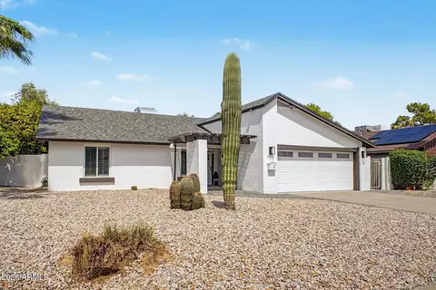 Exterior - 2602 E Larkspur Dr, Phoenix, AZ 85032 photo 3 of 9