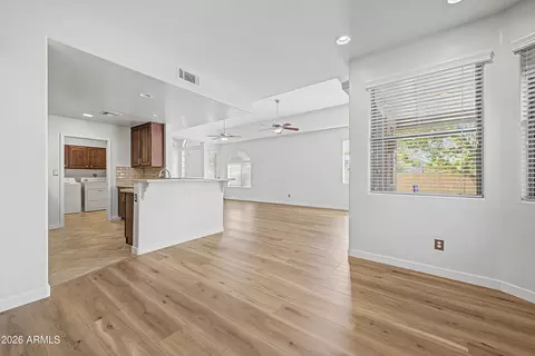 Living - 4202 E Broadway Rd #52, Mesa, AZ 85206 photo 6 of 6