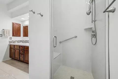 Bath - 4202 E Broadway Rd #52, Mesa, AZ 85206 photo 3 of 4