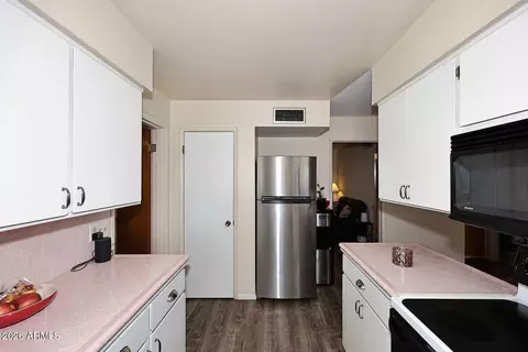Kitchen - 5302 E Covina Rd, Mesa, AZ 85205 photo 4 of 4
