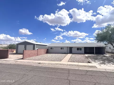81 W 9th St, Ajo, AZ 85321