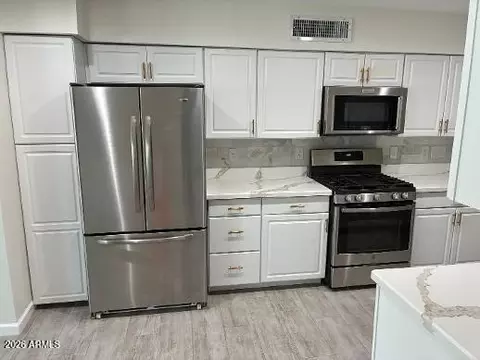 Kitchen - 3756 E Acoma Dr, Phoenix, AZ 85032 photo 4 of 4