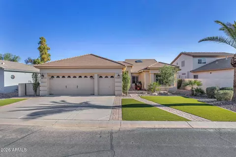 10059 E Cedar Waxwing Dr, Sun Lakes, AZ 85248
