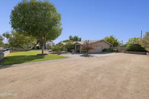 Exterior - 5738 N 24th St, Phoenix, AZ 85016 photo 15 of 15