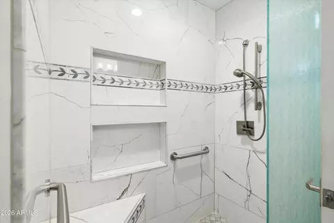 Bath - 5738 N 24th St, Phoenix, AZ 85016 photo 7 of 7
